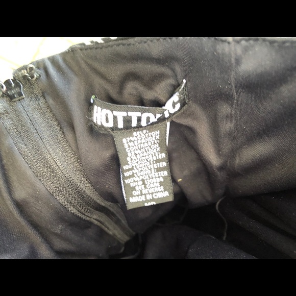 Hot Topic Dresses - Picture 2 of 3